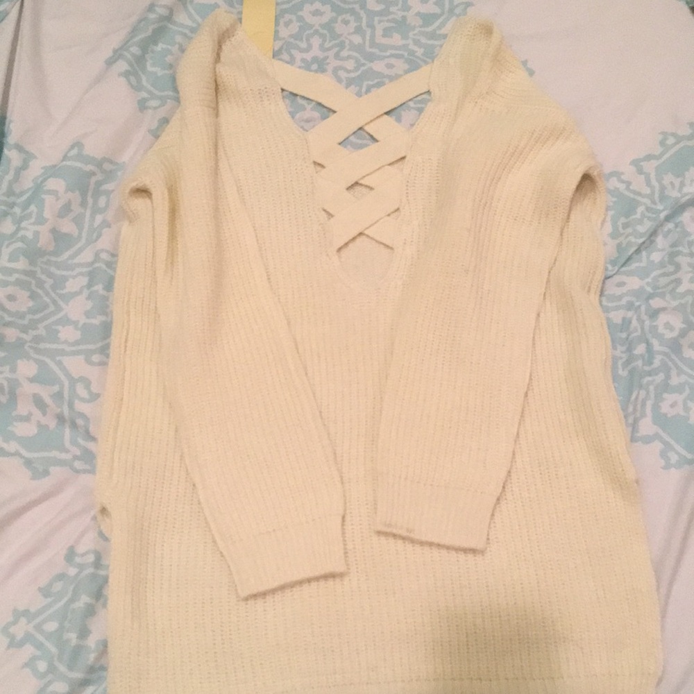 Ivory Lace Back Sweater - Picture 4 of 4